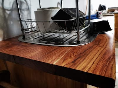 Edge-Grain Countertop Detail